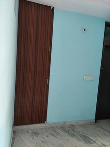 2 BHK Independent Floor for rent in Laxmi Nagar, New Delhi - 550 Sqft