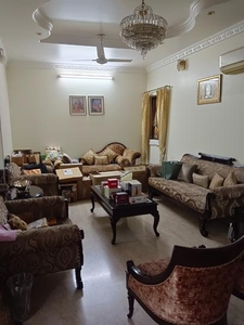 3 BHK Flat for rent in Vasant Kunj, New Delhi - 2200 Sqft