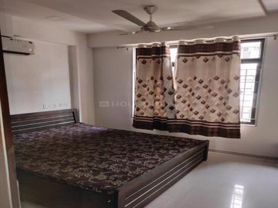 3 BHK Flat for rent in Thaltej, Ahmedabad - 2100 Sqft