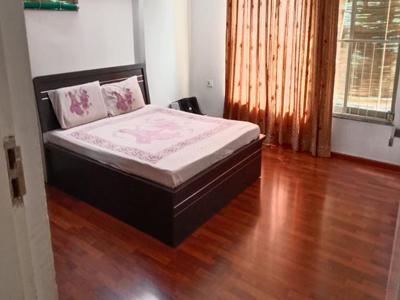 3 BHK Flat for rent in Vaishno Devi Circle, Ahmedabad - 1850 Sqft