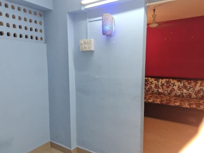 1 BHK Flat for rent in Parel, Mumbai - 325 Sqft
