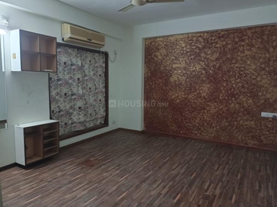 3 BHK Flat for rent in Prahlad Nagar, Ahmedabad - 2145 Sqft