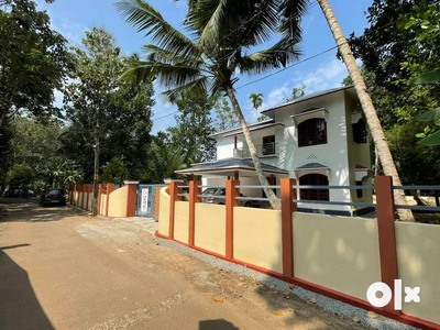 3000 sqft in 16.5 cent land Villa near Kallisherry /Kutoor -Thiruvalla