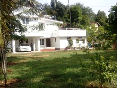 4 BHK 2288 sq ft villa with 22 cents in Manganam, Kottayam