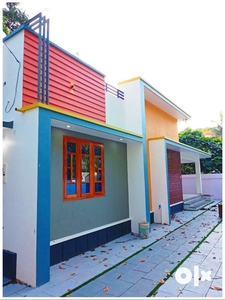 New single floor house 1250 sqt 8 cent at Puthenkulam, parippally