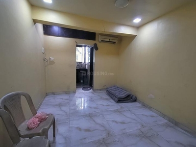 1 RK Flat for rent in Juhu, Mumbai - 250 Sqft