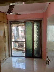2 BHK Flat for rent in Airoli, Navi Mumbai - 1000 Sqft