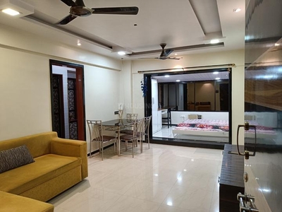 2 BHK Flat for rent in Goregaon East, Mumbai - 842 Sqft