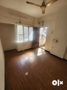 2bhk resale flat on 1st floor in Shivaji nagar nr. Bodhale nagar, 26 L