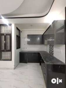 3bhk independent floor in New colony sector 7