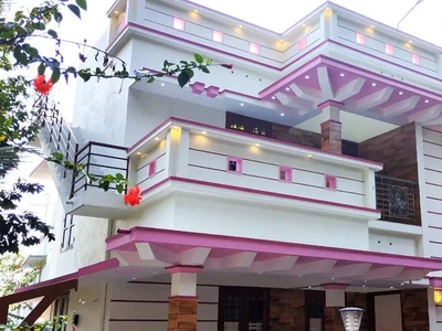4bhk Newly built Beautiful House near Pidaram Thachottukavu