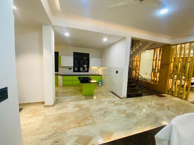 5 BHK Flat for rent in Sector 44, Noida - 6000 Sqft