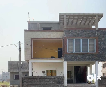 Near By Pahala Nh To 800 mitter new Triplex house