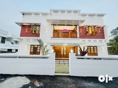Stylish, beautiful new house for sale in Thachottukavu