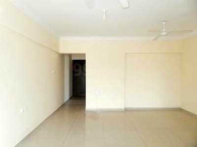 2 BHK Flat / Apartment For RENT 5 mins from Lokhandwala Complex Andheri West