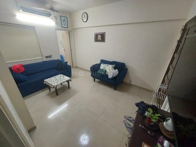 2 BHK Flat for rent in Dadar East, Mumbai - 680 Sqft