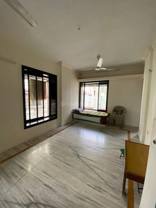 2 BHK Flat for rent in Dadar West, Mumbai - 750 Sqft