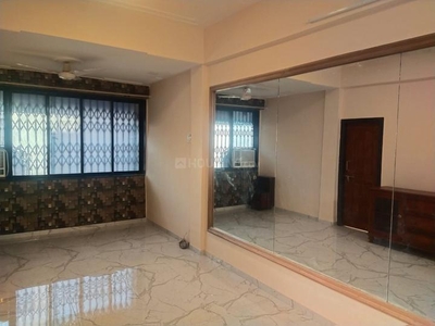 2 BHK Flat for rent in Khar West, Mumbai - 900 Sqft