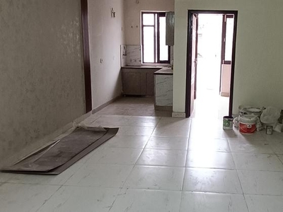 3 Bedroom 131 Sq.Yd. Builder Floor in Sainik Colony Faridabad