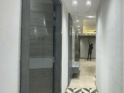 3 Bedroom 150 Sq.Yd. Builder Floor in Safdarjang Enclave Delhi