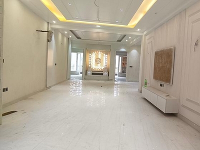 4 Bedroom 5000 Sq.Ft. Builder Floor in Green Fields Colony Faridabad