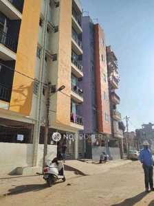 2 BHK Flat In Rk Lake View Apartment for Lease In Bommanahalli