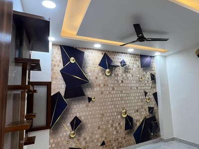 3 Bedroom 100 Sq.Yd. Builder Floor in Uttam Nagar Delhi