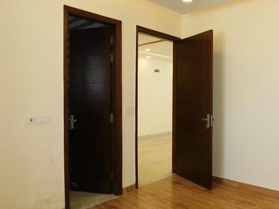 4 Bedroom 320 Sq.Ft. Builder Floor in Chittaranjan Park Delhi