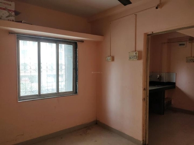 1 BHK Flat for rent in Kandivali West, Mumbai - 405 Sqft