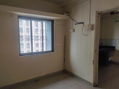 1 BHK Flat for rent in Malad West, Mumbai - 400 Sqft