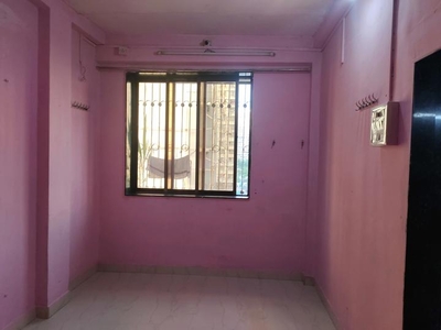 1 RK Flat for rent in Kandivali West, Mumbai - 225 Sqft