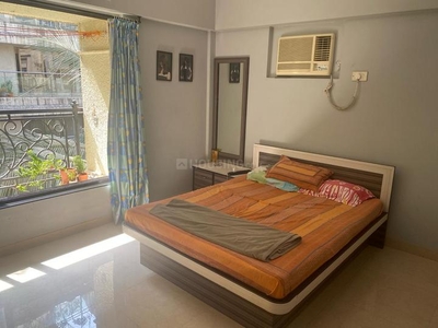 2 BHK Flat for rent in Khar West, Mumbai - 1200 Sqft