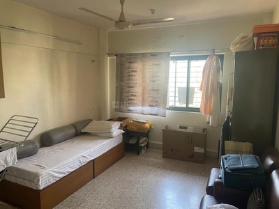 2 BHK Flat for rent in Mahim, Mumbai - 850 Sqft