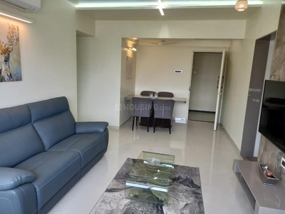2 BHK Flat for rent in Malad West, Mumbai - 990 Sqft