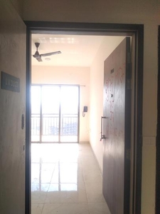 2 BHK Flat for rent in Naigaon East, Mumbai - 775 Sqft