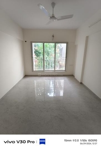 2 BHK Flat for rent in Vile Parle East, Mumbai - 700 Sqft