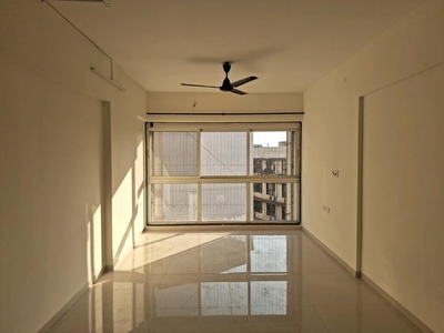 2 BHK Flat for rent in Worli, Mumbai - 1100 Sqft