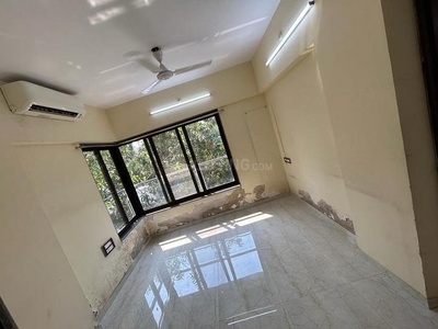 3 BHK Flat for rent in Andheri West, Mumbai - 900 Sqft