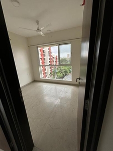 3 BHK Flat for rent in Kandivali West, Mumbai - 800 Sqft