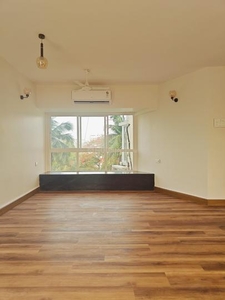 4 BHK Flat for rent in Bandra West, Mumbai - 2000 Sqft