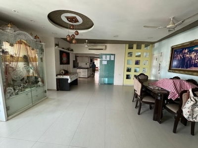 4 BHK Flat for rent in Goregaon East, Mumbai - 2400 Sqft