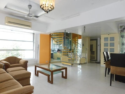 4 BHK Flat for rent in Malabar Hill, Mumbai - 2800 Sqft