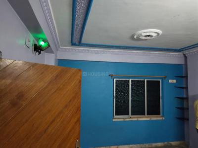 2 BHK Flat for rent in Nagerbazar, Kolkata - 670 Sqft
