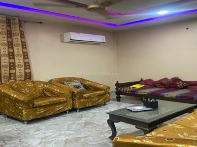 1 BHK Independent Floor for rent in Sector 6 Rohini, New Delhi - 650 Sqft