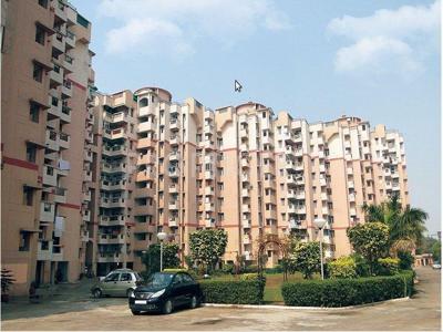 Shubhkamna Loginn Serviced Apartments in Sector 137, Noida