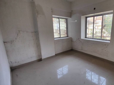 800 sq ft 2 BHK 2T South facing Completed property Apartment for sale at Rs 40.00 lacs in Project in Behala, Kolkata