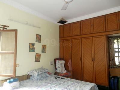 9 BHK House / Villa For SALE 5 mins from Old Airport Road